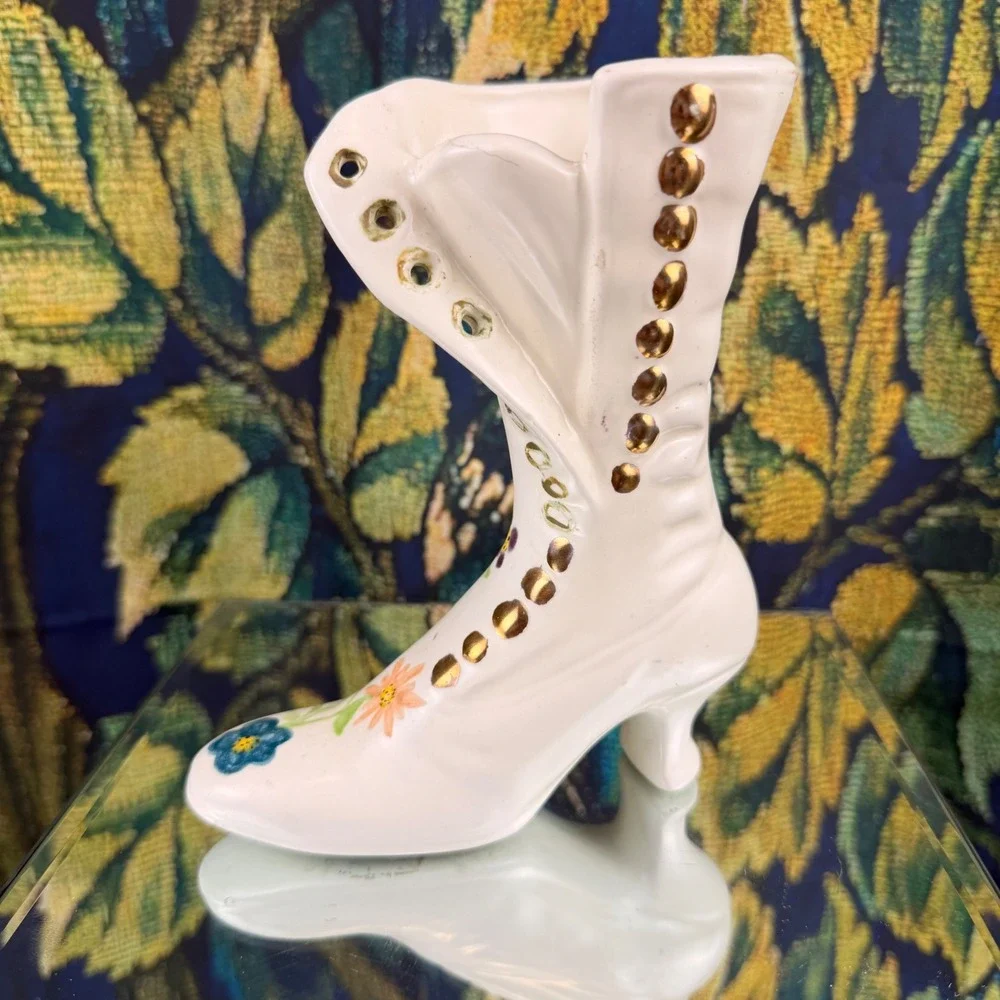Vintage Hand Painted Floral‎ Ceramic Boot Vase Victorian Style Gold Eyelets 6.5